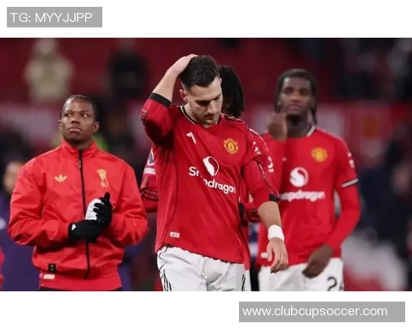 曼联对阵纽卡的精彩网络直播全程回顾与分析